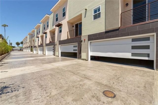 11845 Grevillea, Hawthorne, CA 90250