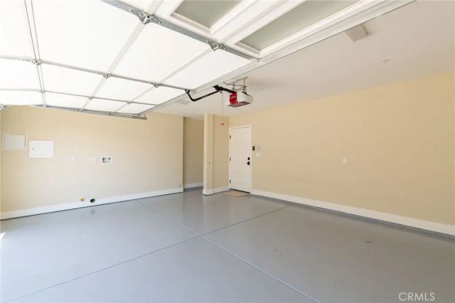 11845 Grevillea, Hawthorne, CA 90250