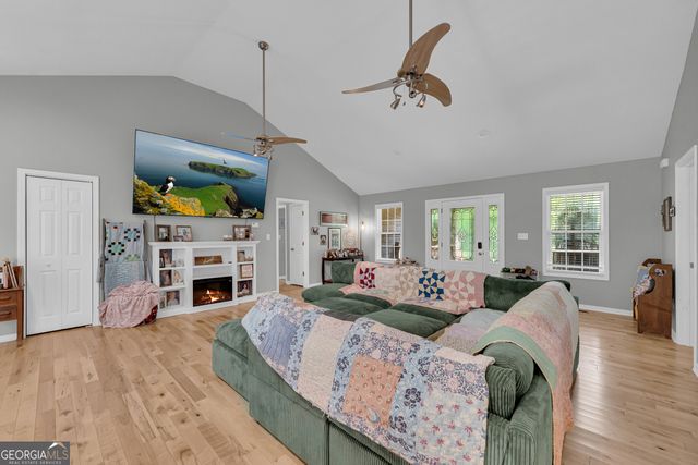 131 Pine Oak Drive, Martin, GA 30557