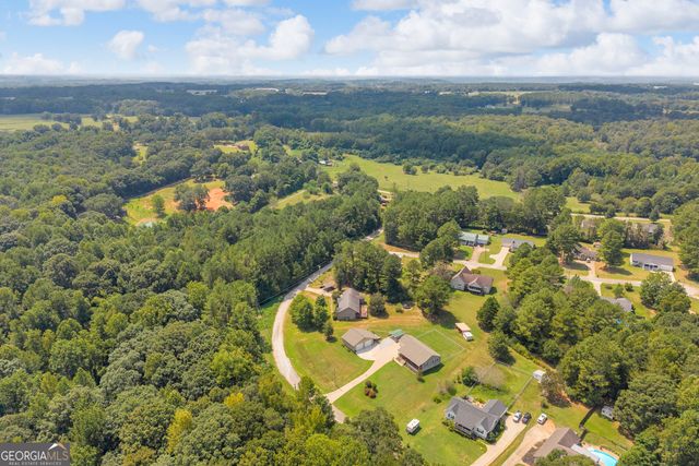131 Pine Oak Drive, Martin, GA 30557