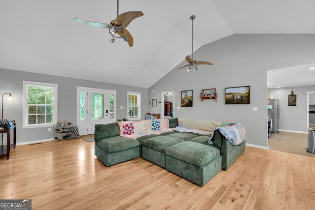 131 Pine Oak Drive, Martin, GA 30557