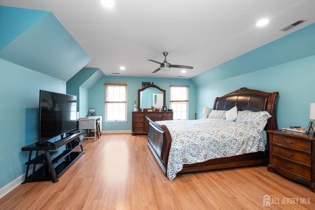 3 Wycklow Drive, Robbinsville, NJ 08691