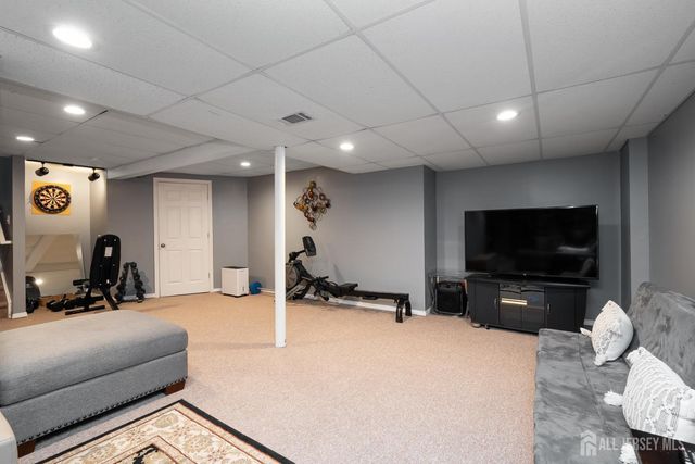 3 Wycklow Drive, Robbinsville, NJ 08691