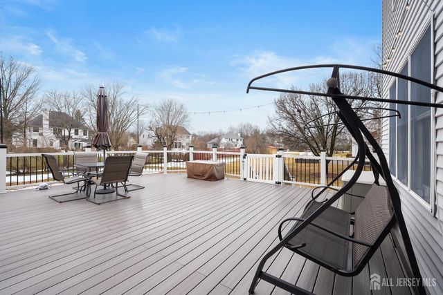 3 Wycklow Drive, Robbinsville, NJ 08691