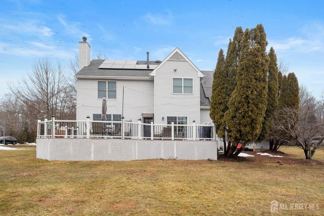 3 Wycklow Drive, Robbinsville, NJ 08691