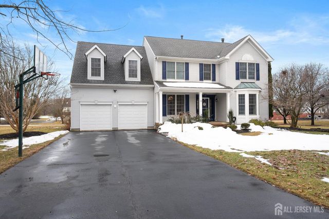 3 Wycklow Drive, Robbinsville, NJ 08691