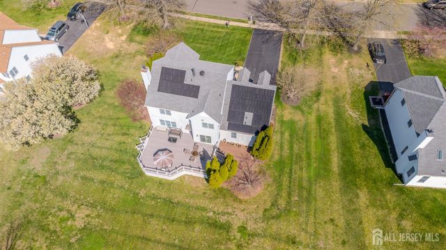 3 Wycklow Drive, Robbinsville, NJ 08691