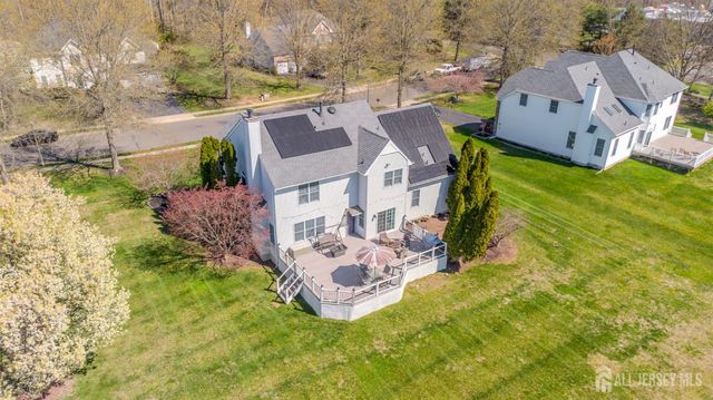 3 Wycklow Drive, Robbinsville, NJ 08691