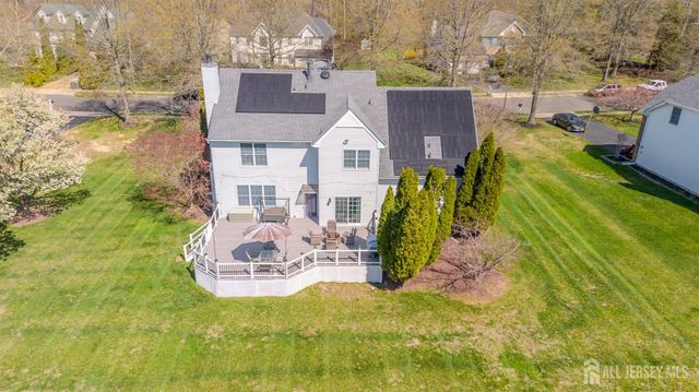 3 Wycklow Drive, Robbinsville, NJ 08691