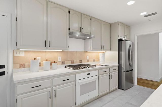 1624 Channing Avenue, Palo Alto, CA 94303