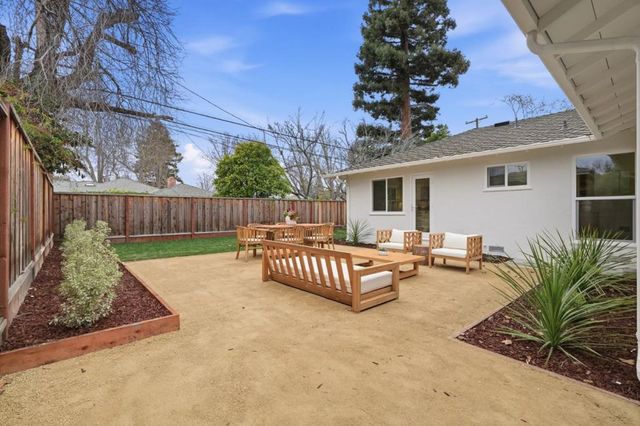 1624 Channing Avenue, Palo Alto, CA 94303