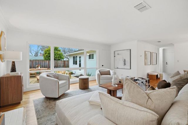 1624 Channing Avenue, Palo Alto, CA 94303