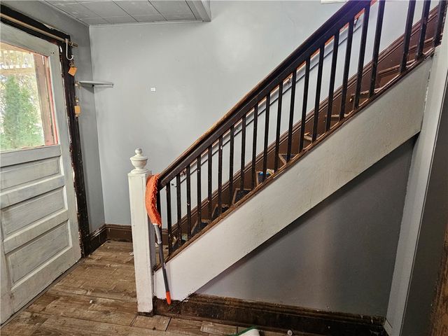 215 Park Drive, East Rochester, NY 14445