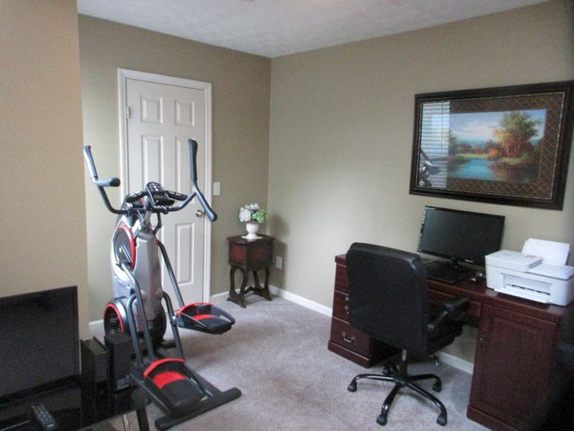 6340 Hampton Ridge Drive, Florence, KY 41042