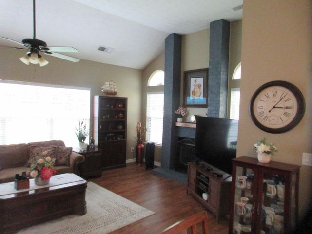 6340 Hampton Ridge Drive, Florence, KY 41042