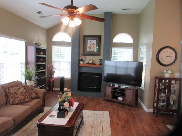 6340 Hampton Ridge Drive, Florence, KY 41042