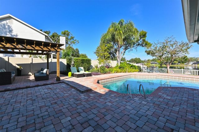 12529 SAINT CHARLOTTE DRIVE, Tampa, FL 33618