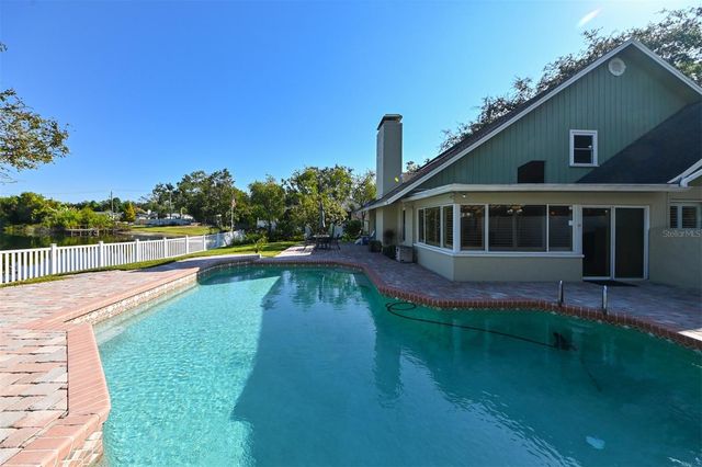 12529 SAINT CHARLOTTE DRIVE, Tampa, FL 33618