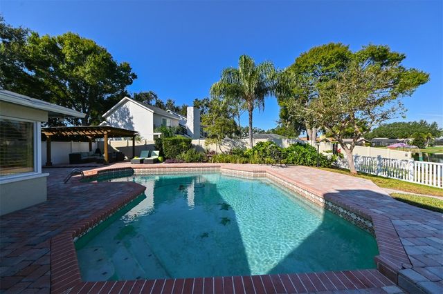 12529 SAINT CHARLOTTE DRIVE, Tampa, FL 33618