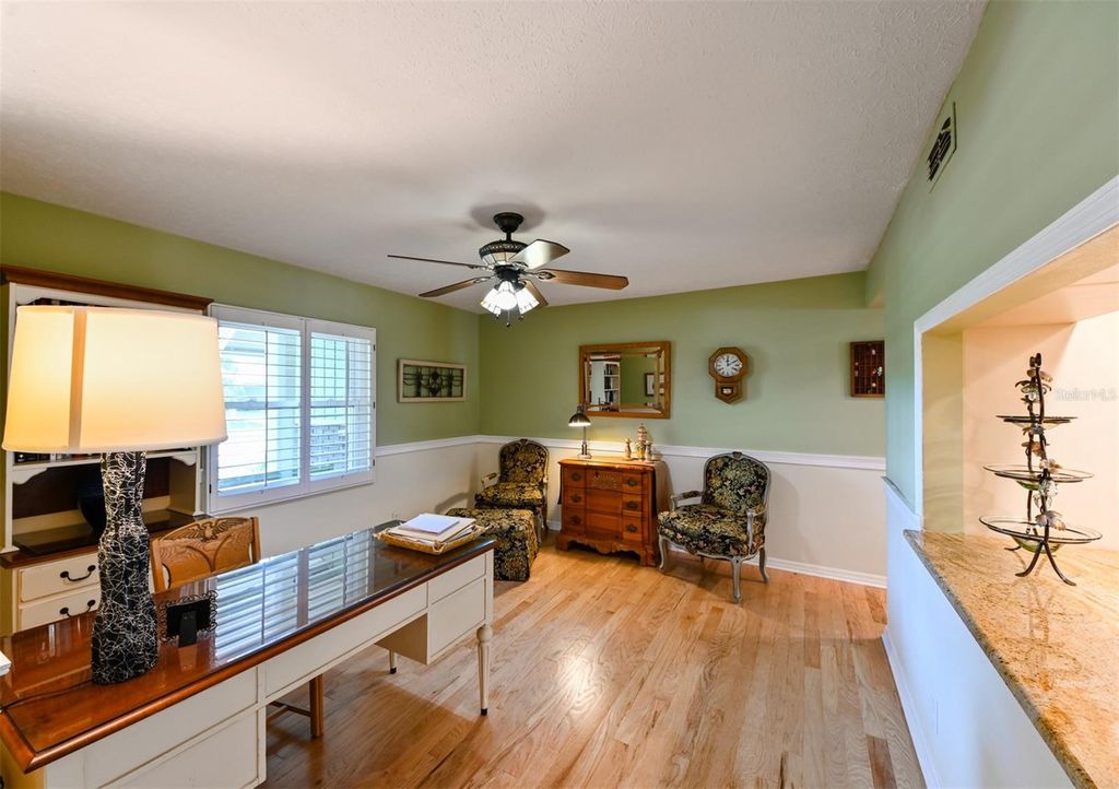 Image 33 of property listing at 12529 SAINT CHARLOTTE DRIVE, Tampa, FL 33618