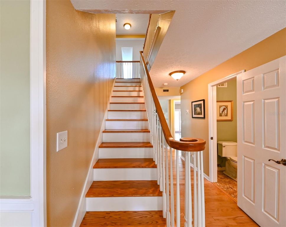 Image 35 of property listing at 12529 SAINT CHARLOTTE DRIVE, Tampa, FL 33618