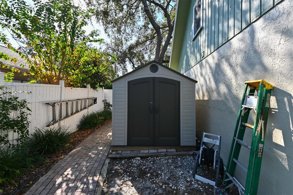 Image 49 of property listing at 12529 SAINT CHARLOTTE DRIVE, Tampa, FL 33618