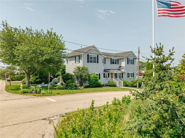 33 Withington Road, Narragansett, RI 02882