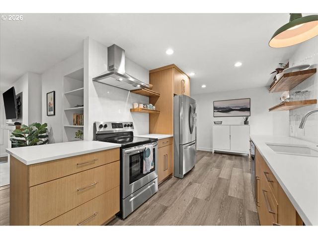 206 Nw 108TH St, Vancouver, WA 98685