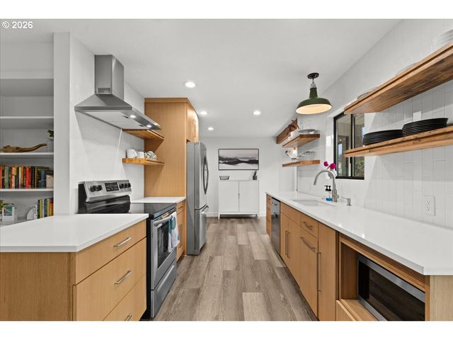 206 Nw 108TH St, Vancouver, WA 98685