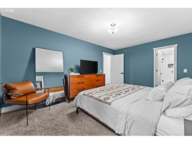 206 Nw 108TH St, Vancouver, WA 98685