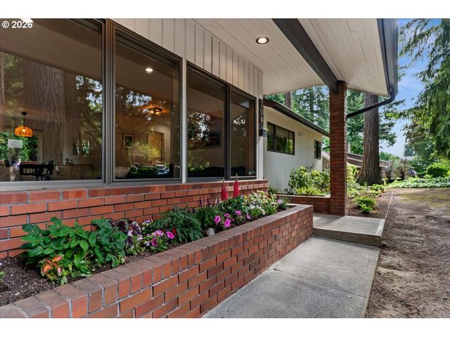 206 Nw 108TH St, Vancouver, WA 98685