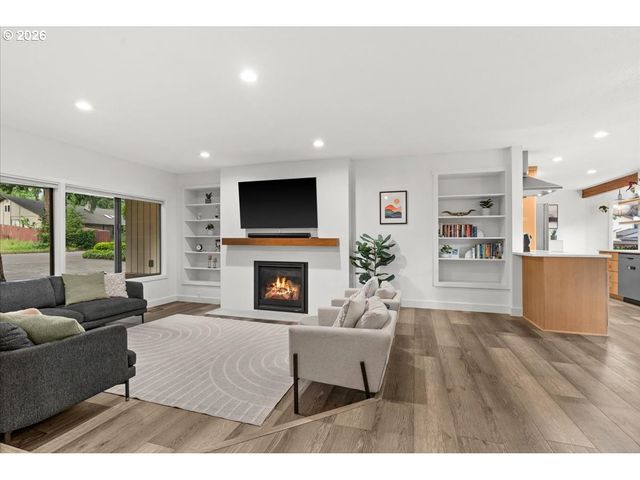 206 Nw 108TH St, Vancouver, WA 98685