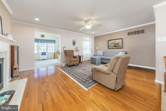 12 SILVER CREEK DR, Mantua, NJ 08051