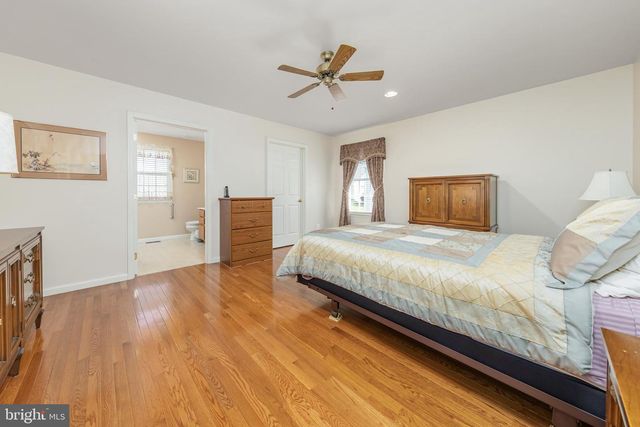 12 SILVER CREEK DR, Mantua, NJ 08051