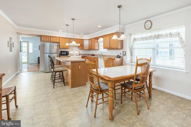 12 SILVER CREEK DR, Mantua, NJ 08051
