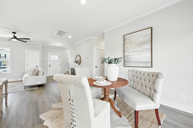 961 Isaac Dr, Clarksville, TN 37040