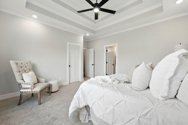 961 Isaac Dr, Clarksville, TN 37040