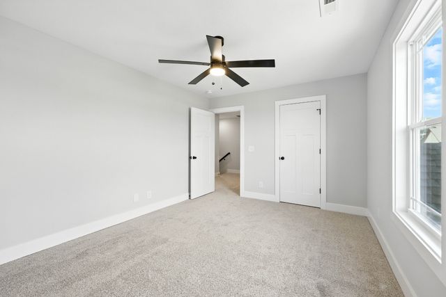 961 Isaac Dr, Clarksville, TN 37040