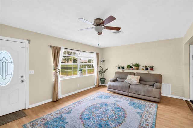 1097 KENWOOD DRIVE, Dunedin, FL 34698