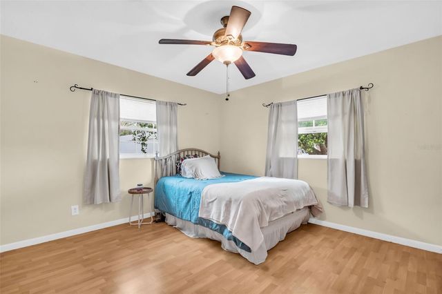 1097 KENWOOD DRIVE, Dunedin, FL 34698