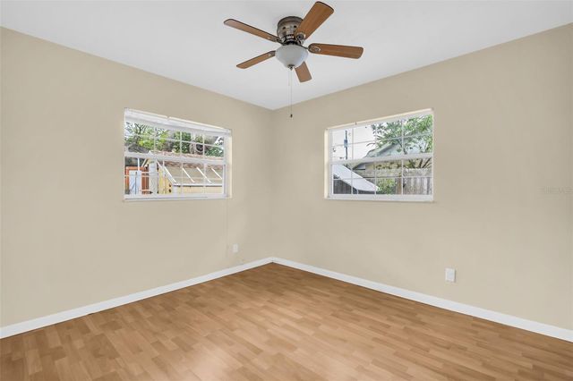 1097 KENWOOD DRIVE, Dunedin, FL 34698