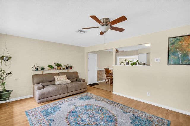 1097 KENWOOD DRIVE, Dunedin, FL 34698