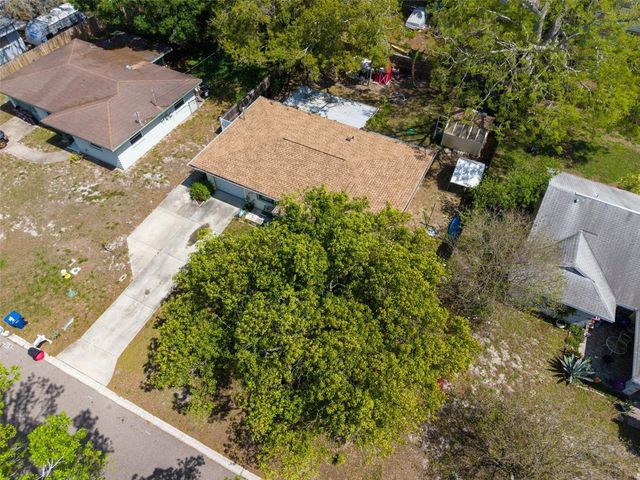 1097 KENWOOD DRIVE, Dunedin, FL 34698