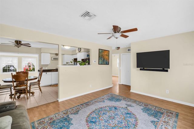 1097 KENWOOD DRIVE, Dunedin, FL 34698