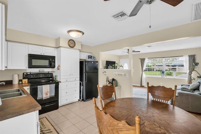 1097 KENWOOD DRIVE, Dunedin, FL 34698
