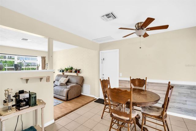 1097 KENWOOD DRIVE, Dunedin, FL 34698