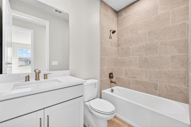 17390 MOONFLOWER DRIVE 203, Venice, FL 34293