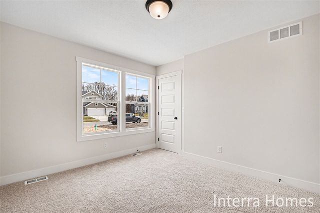 7341 Graymoor Street, Caledonia, MI 49316