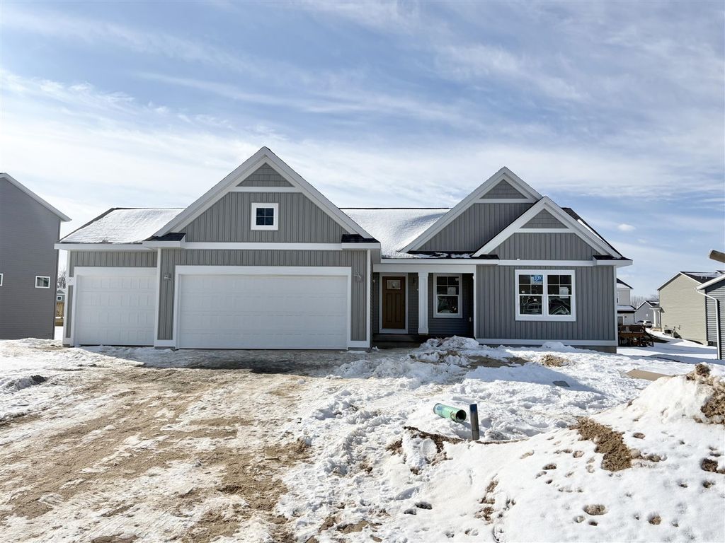 7341 Graymoor Street, Caledonia, MI 49316