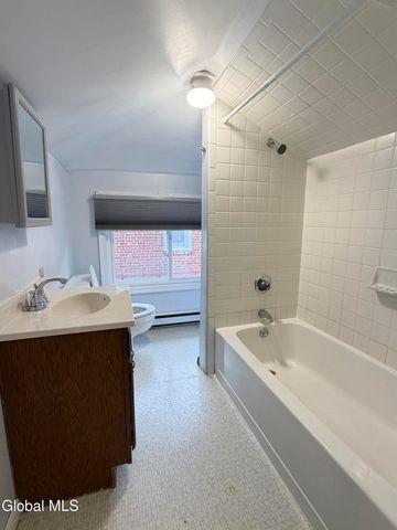974 Washington Avenue, Albany, NY 12203